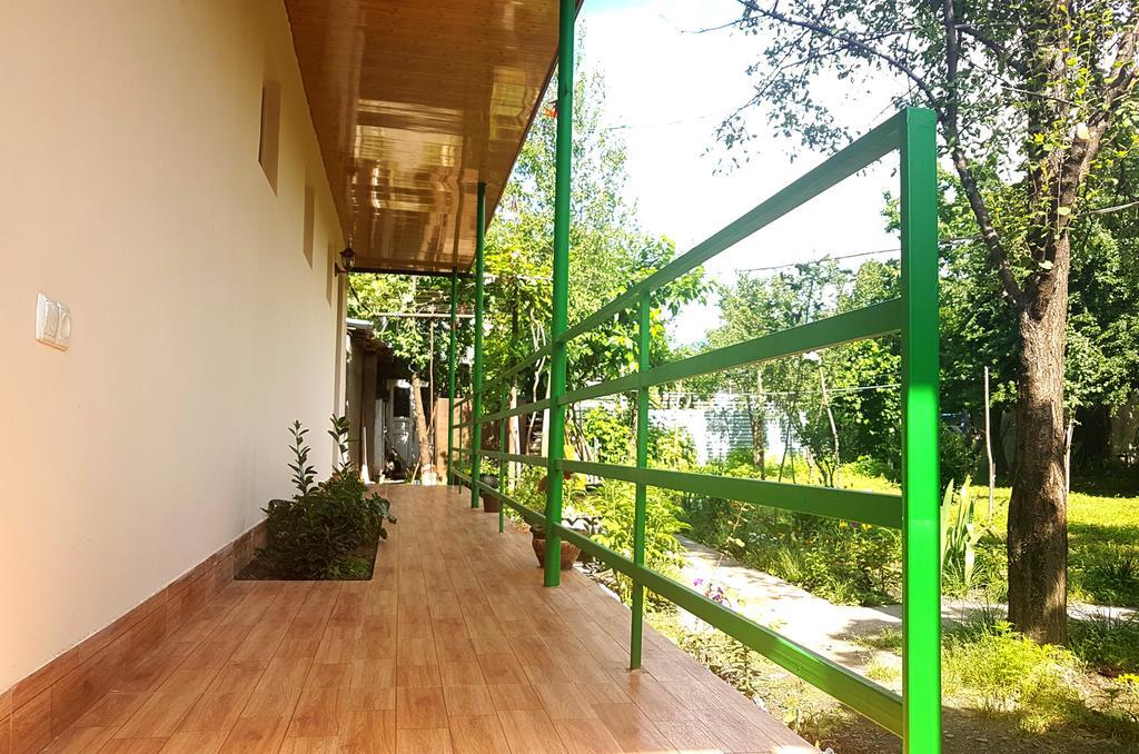 Guest House Villa ควาเรลี ภายนอก รูปภาพ