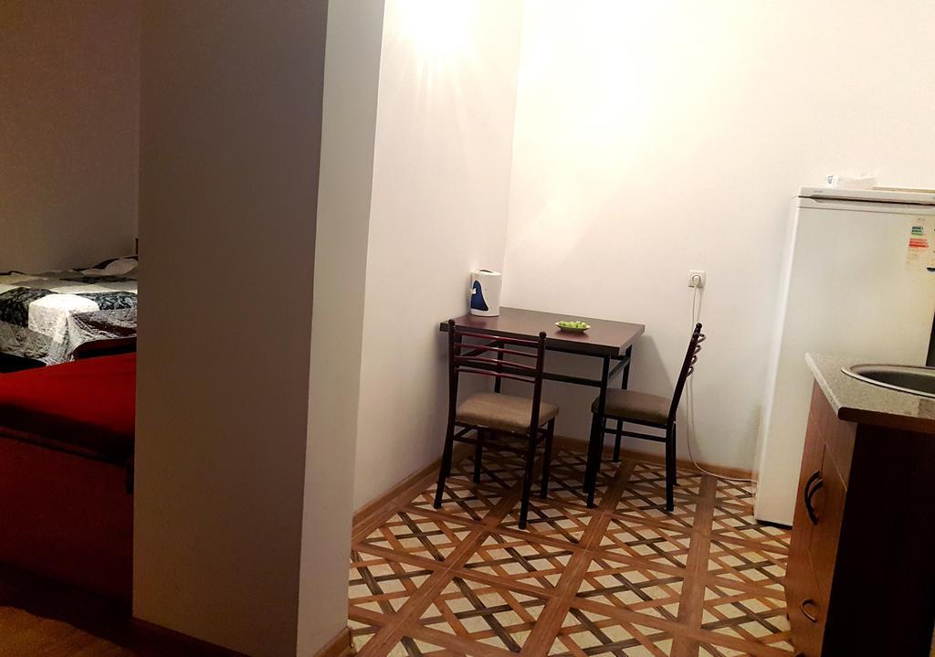 Guest House Villa ควาเรลี ภายนอก รูปภาพ