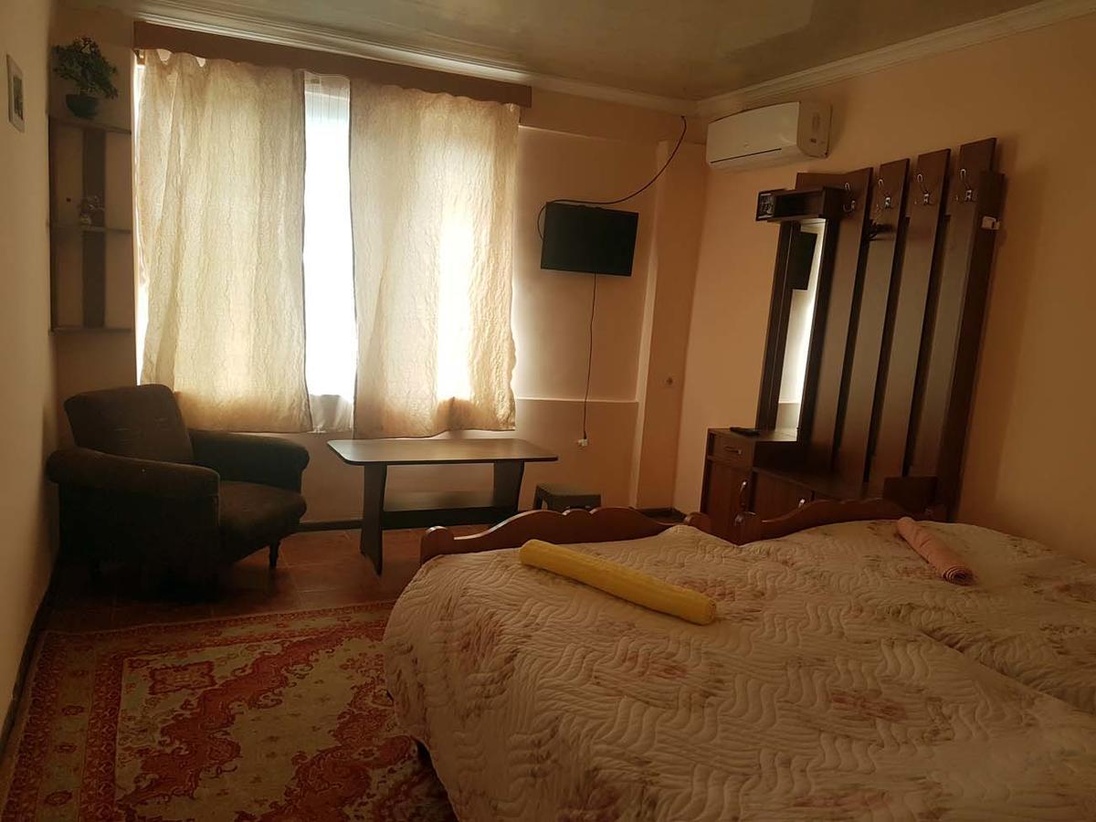 Guest House Villa ควาเรลี ภายนอก รูปภาพ