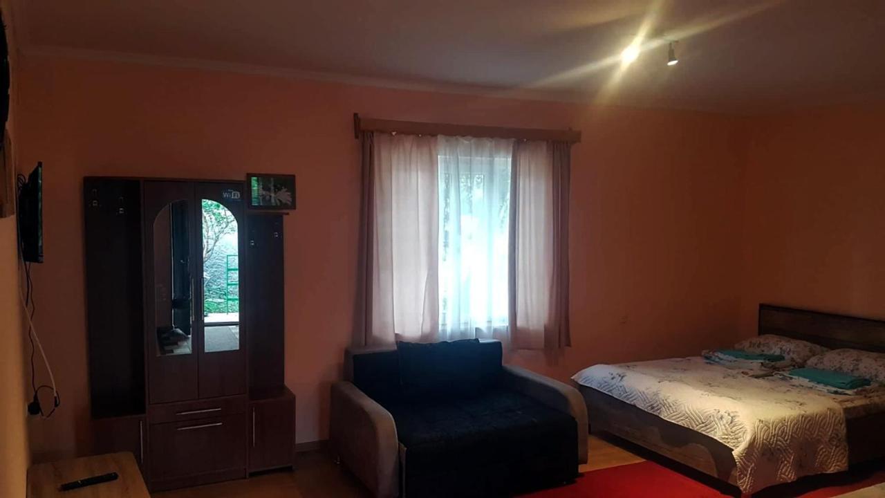 Guest House Villa ควาเรลี ภายนอก รูปภาพ