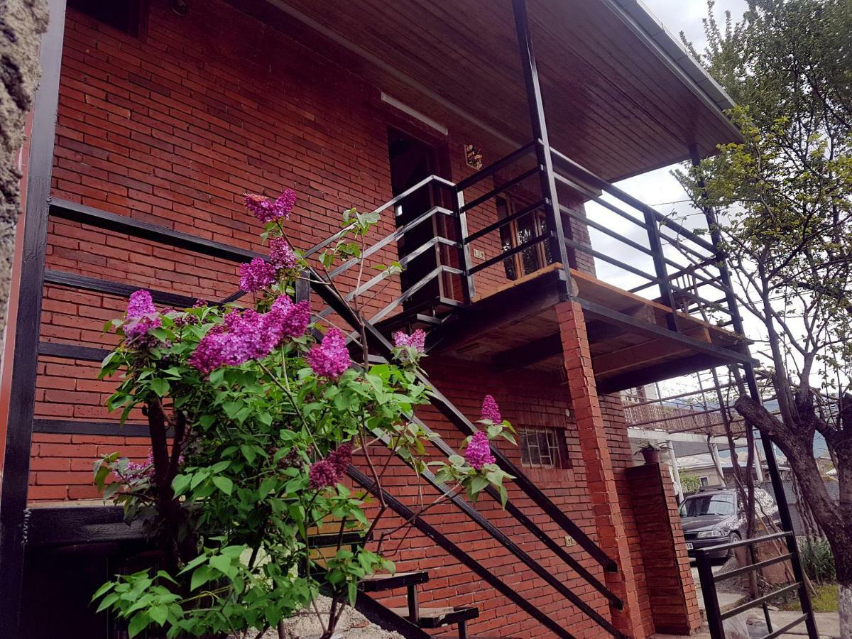 Guest House Villa ควาเรลี ภายนอก รูปภาพ
