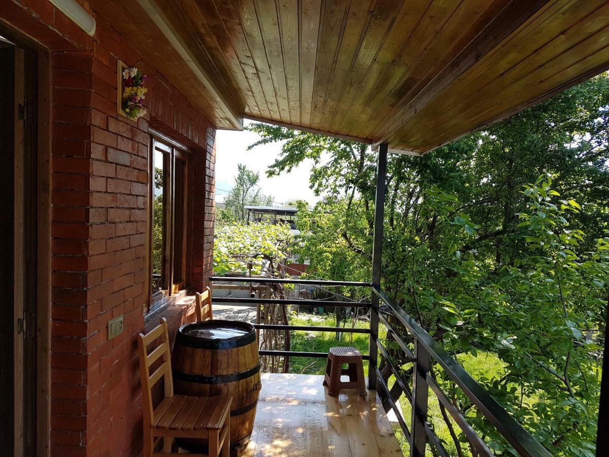 Guest House Villa ควาเรลี ภายนอก รูปภาพ