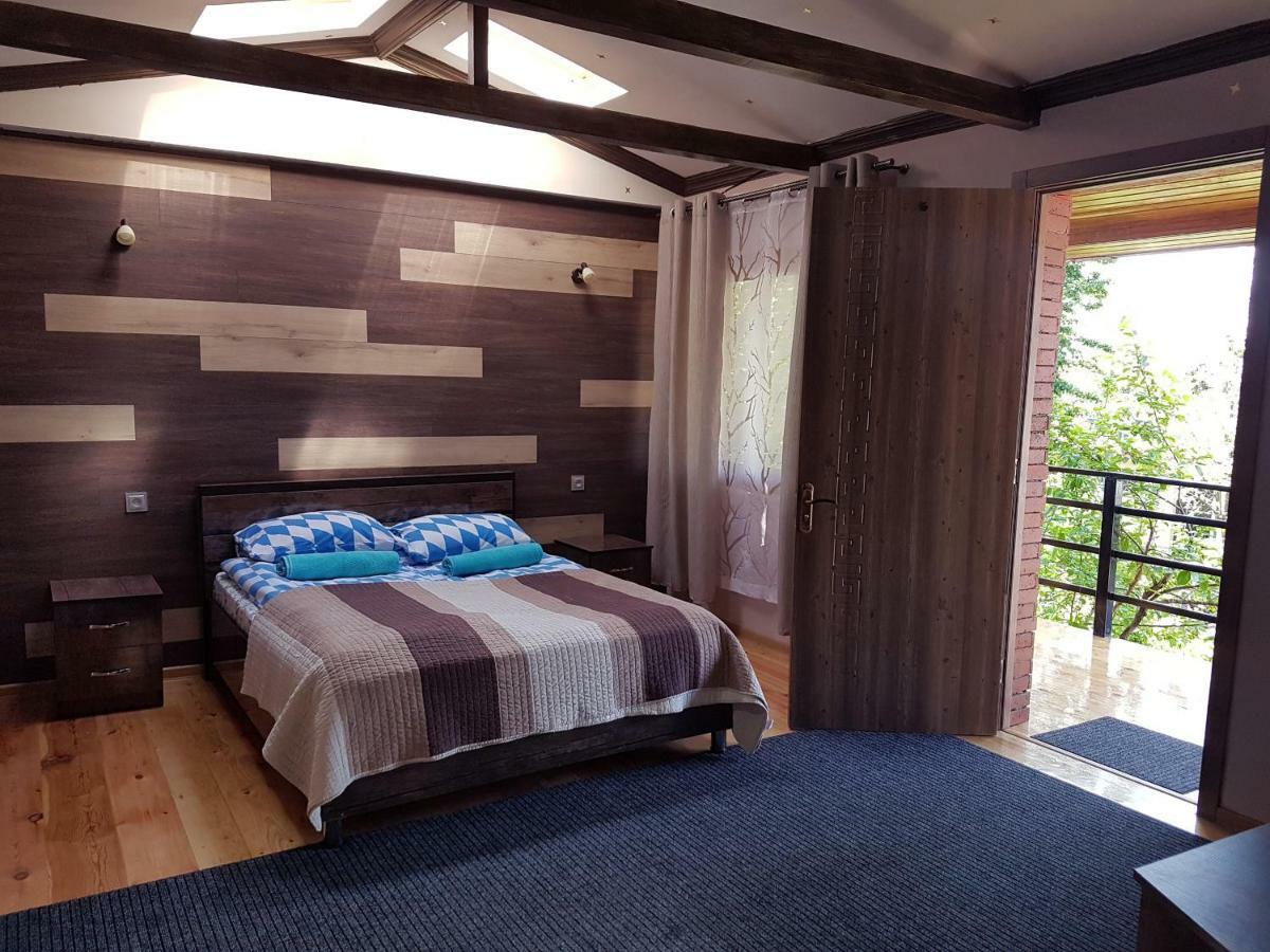 Guest House Villa ควาเรลี ภายนอก รูปภาพ